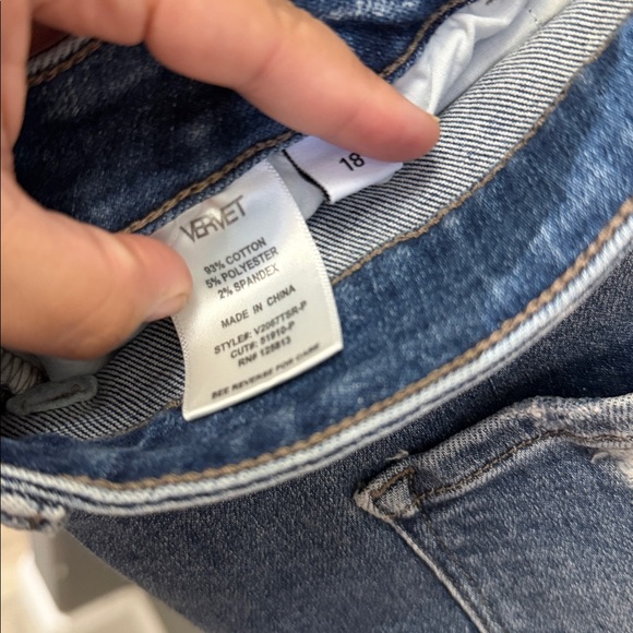 Vervet NWT Leona distressed jeans plus size 18 - Picture 5 of 6